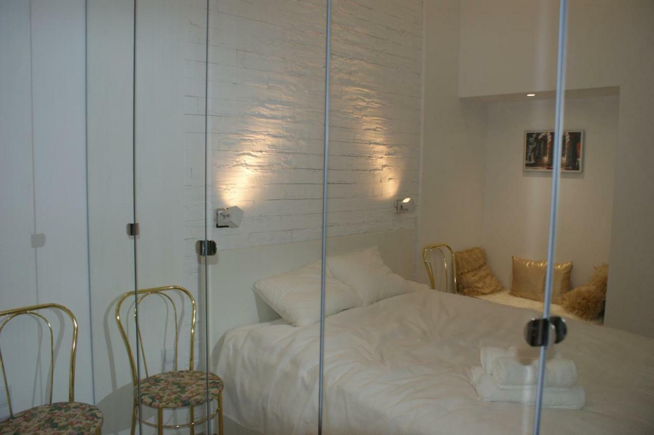 Lovely Apartment- Poznanska 16 Warschau Buitenkant foto