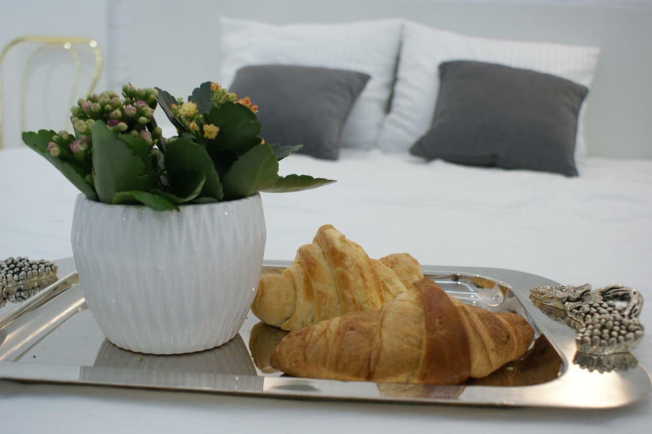 Lovely Apartment- Poznanska 16 Warschau Buitenkant foto